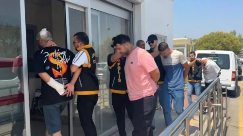 Adana'da muhtarı döven 3 kişi tutuklandı, bir şüpheli adli kontrolle serbest kaldı
