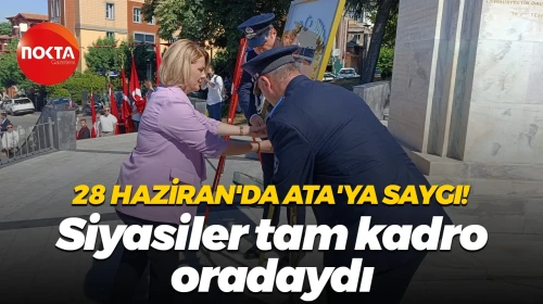 İzmit'in Kurtuluşu İçin Çelenk Sunma Töreni Düzenlendi