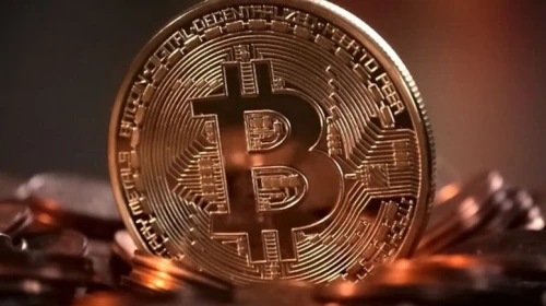 Kripto paralarda düşüş: Bitcoin ve Ethereum geri çekiliyor