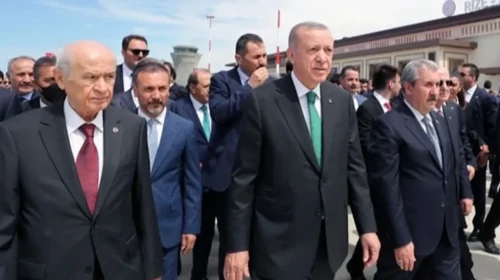 Cumhur İttifakı liderleri, yeni anayasa ve ekonomi üzerine kritik toplantı gerçekleştirdi