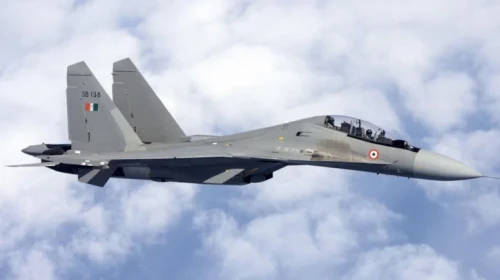 Hindistan'da Uçak Kazasında İki Pilot Hayatını Kaybetti, Soruşturma Başlatıldı