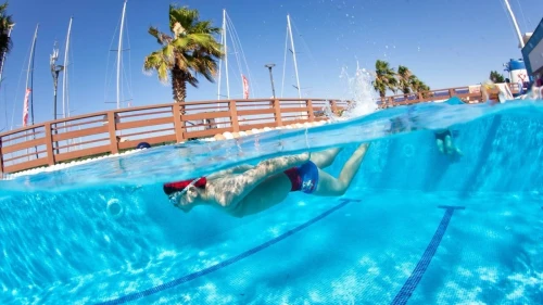 İzmir Marina 2025'te Mavi Bayrak ödülünü kazanarak çevreci ve spor dostu hizmetini tescilledi