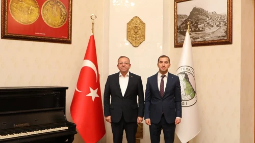 Kars'ta yeni görevine atanan Engin Şahin, Vali Polat'tan destek ve başarı dilekleri aldı