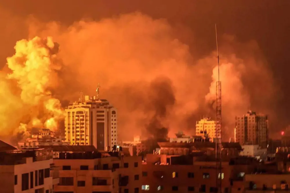 Gazze ağır bombardıman altında: Bir gecede 110 şehit