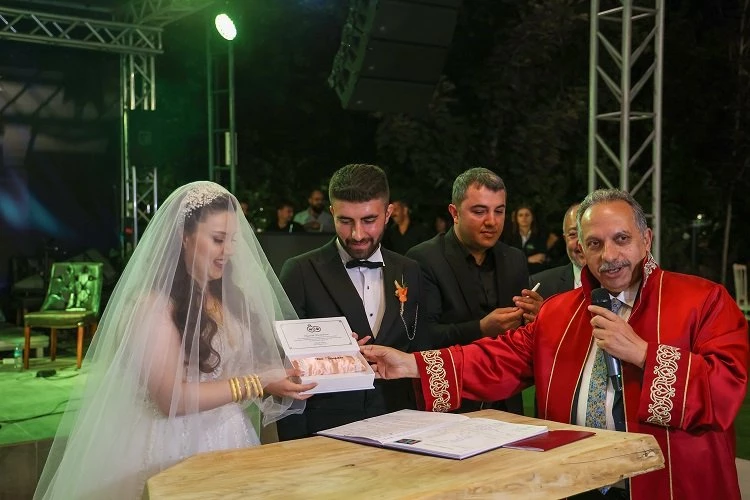 Kayseri Talas nikahta rekora koşuyor