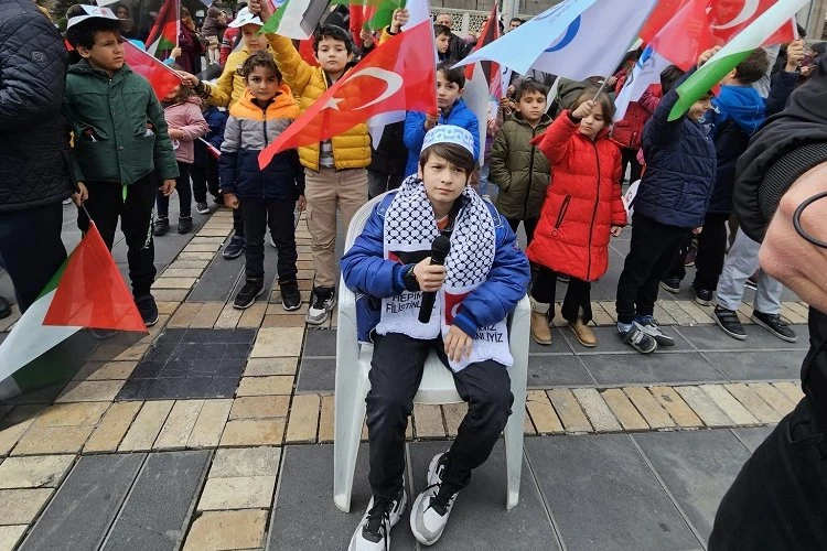 AGD Kayseri gençliği Filistin için meydanda
