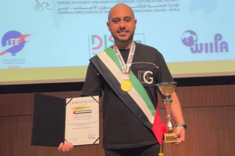 Girişimci Sepeher Moosavi’ye Dubai’den altın madalya