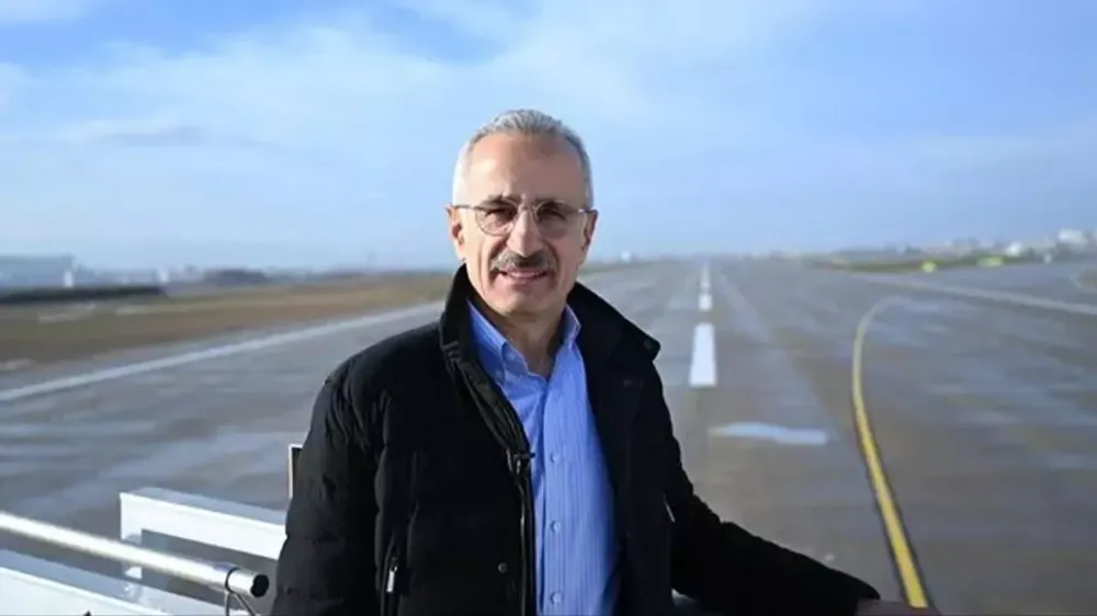 Bakan Uraloğlu, Togg ile Sabiha Gökçen Havalimanı
