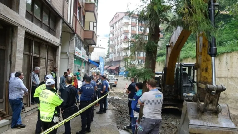 Rize’de evinin ve iş yerinin önünde kazı yapılmasına karşı üç gün direndi, soruşturma başlatıldı