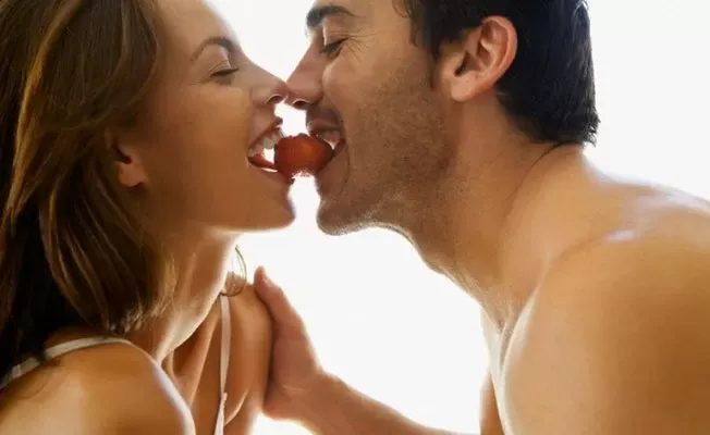 Oral seks, cinsel ilişkiden önce mi olmalı sonra mı?