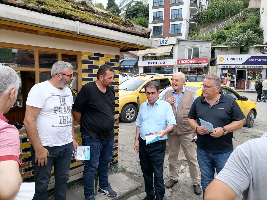 CHP Pazar’da Esnaf Ziyareti yaptı