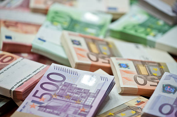 Euro ne kadar? 3 Ekim 2022 1 euro kuru kaç TL? Euro son durum! Euro düştü mü, yükseldi mi?