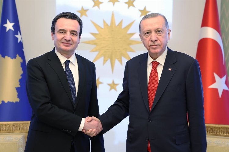 Kosova Başbakanı Kurti Türkiye