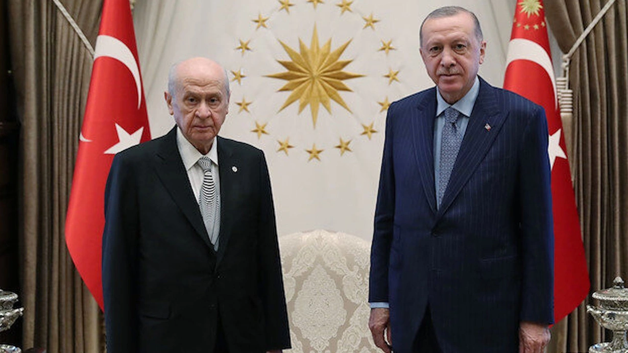 Erdoğan ve Bahçeli depreme ilişkin görüştü