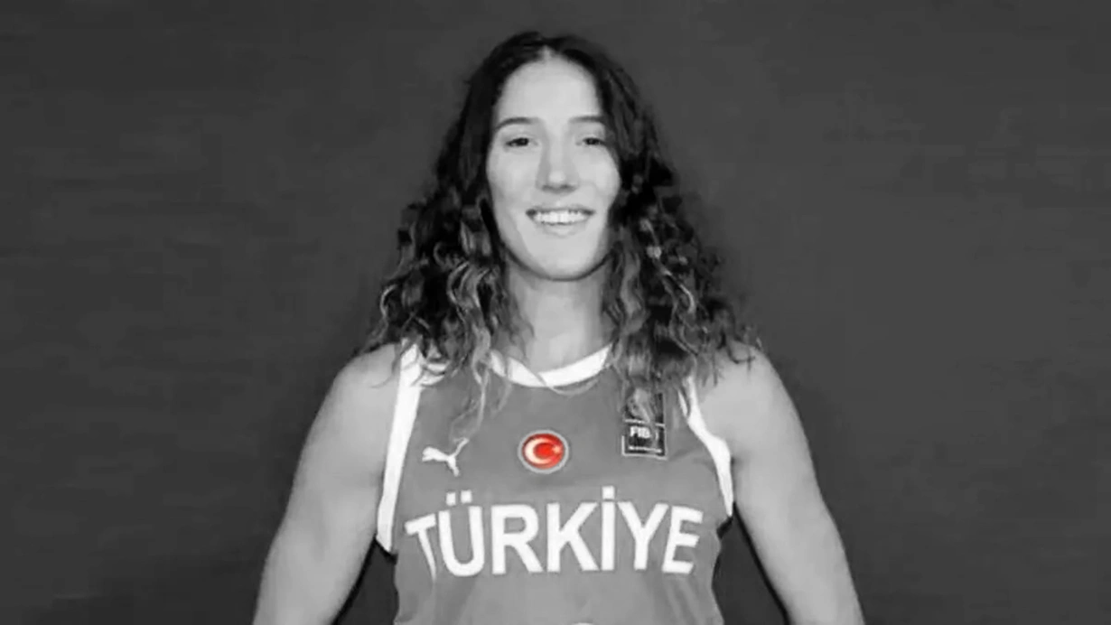 Milli basketbolcu Nilay Aydoğan
