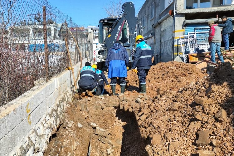 Trabzon, deprem bölgesinde altyapıyı onarıyor