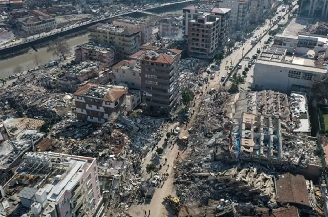 İBB Deprem hasar bildirimi nasıl yapılır? Deprem hasar tespit ve sorgulama! Bina hasar tespiti için nereye başvurulur?