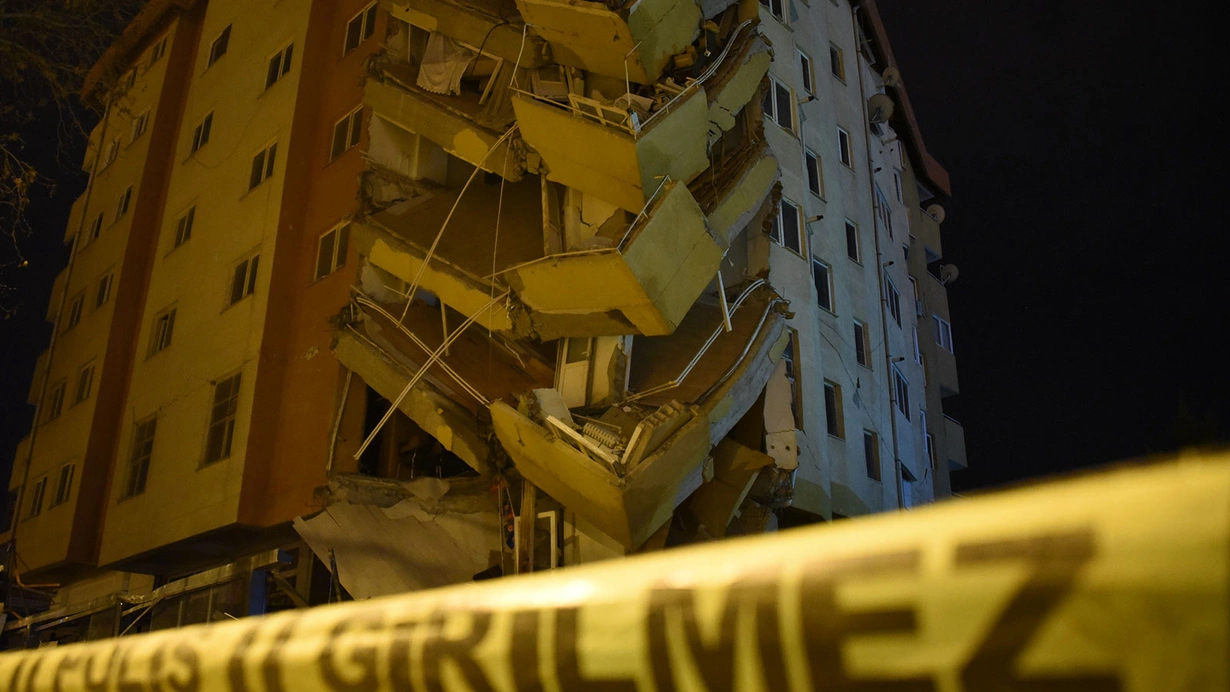 Malatya Valiliği duyurdu: Kahramanmaraş merkezli depremlerde kentte yıkılan bina sayısı 3 bin 889