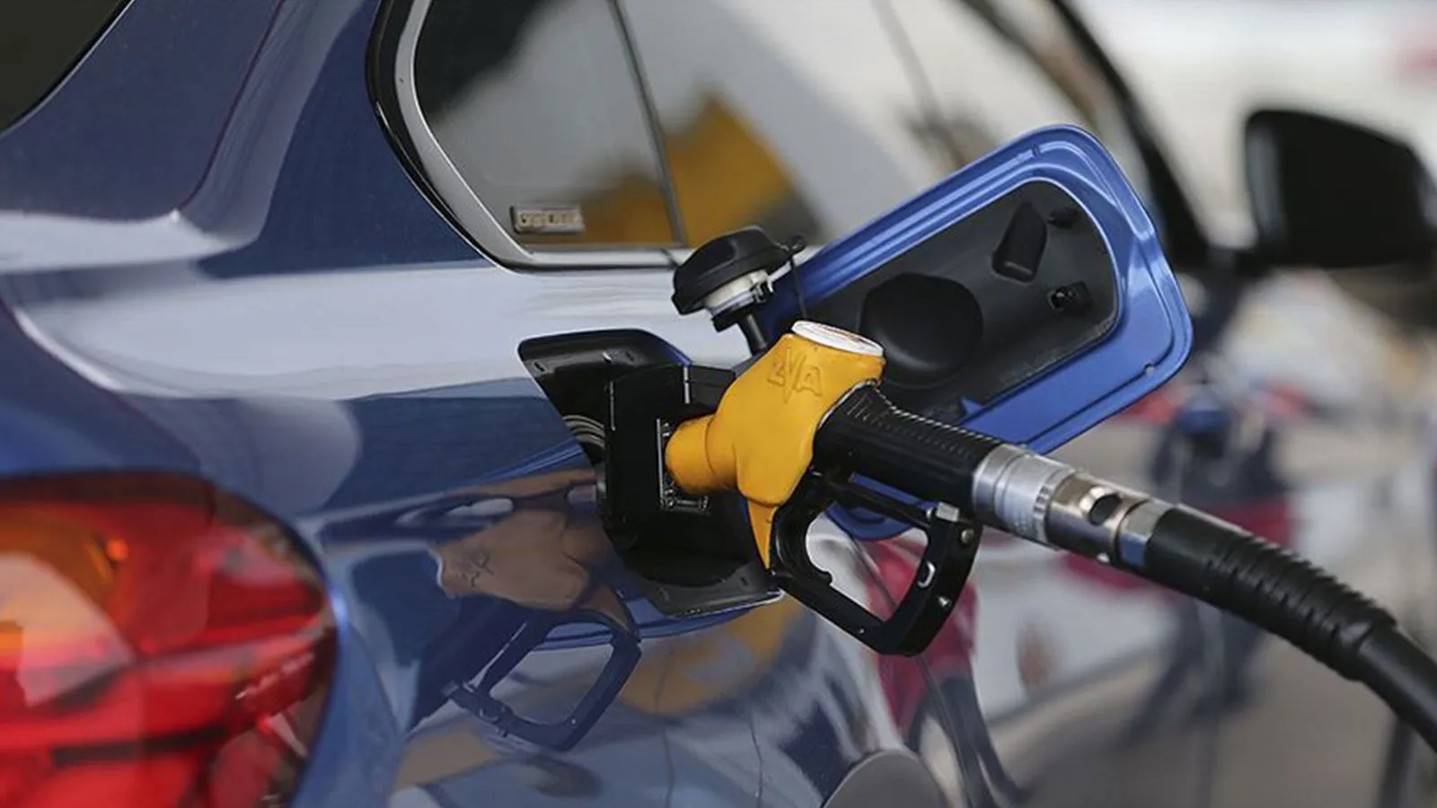 Benzin ve motorin fiyatlarında değişim var mı? İşte son fiyatlar