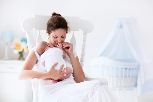 Bebek Sağlığı: Yeni Doğanlar İçin Önemli Bilgiler ve İpuçları