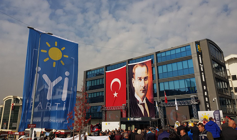 İYİ Parti Bursa 1. Bölge Milletvekili Adayları Belli Oldu: İşte 2023 Seçimleri için İYİ Parti