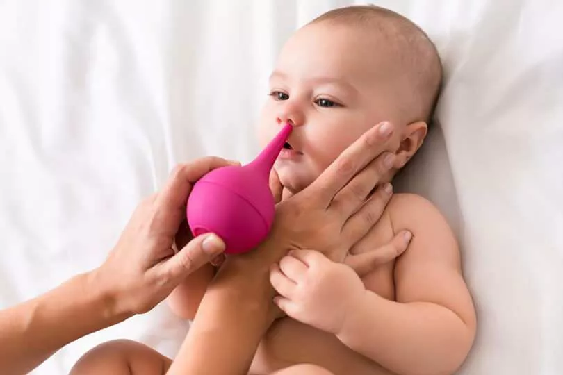 Zayıf Bağışıklık Sistemli Bebeklerde Burun Tıkanıklığı Sorunu ve Evde Uygulanabilecek Yöntemler