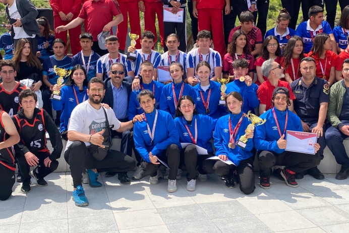Okul Sporları Rafting Türkiye Şampiyonasında Rize başarısı