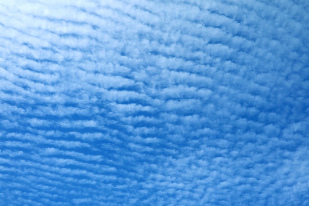 Sirrokümülüs Bulutları: Oluşum, Koşullar ve Etkileri