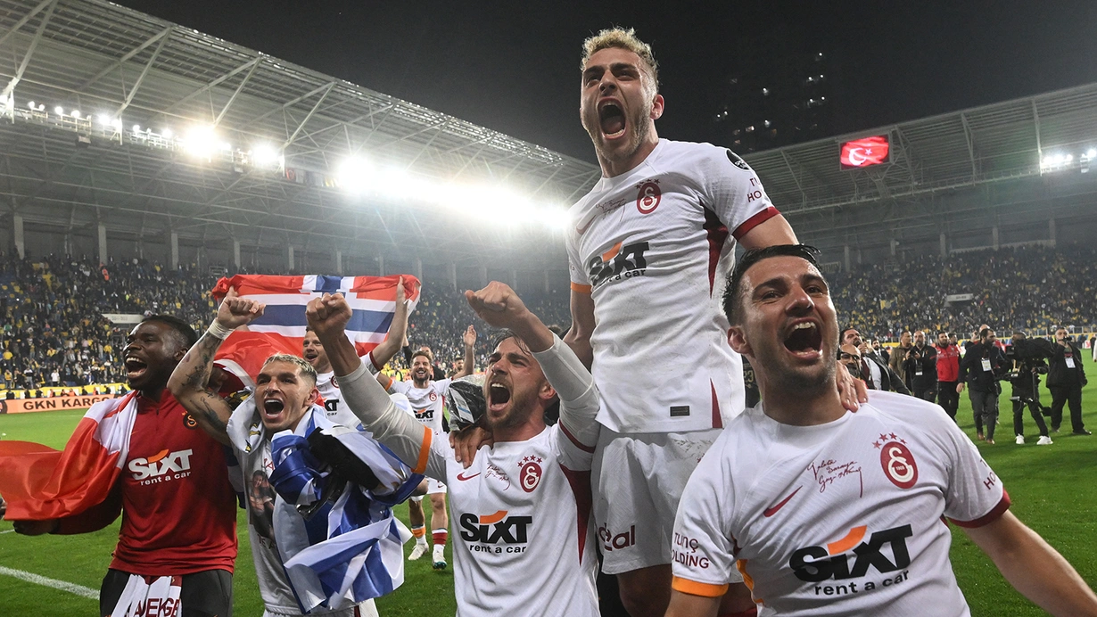 Galatasaray-Fenerbahçe derbisinin biletl fiyatları