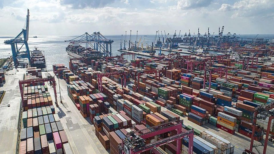 Bakanlık verileri: Yılın ilk 6 ayında dış ticaret açığı 61,4 milyar dolara çıktı